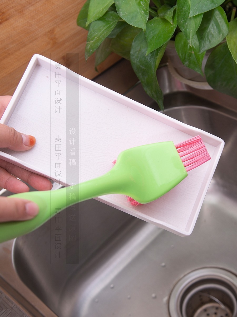 Related view of the custom brush project shown in the product sample series.